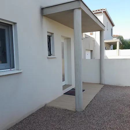 Nyaraló Maison Contemporaine Avec Piscine Proche