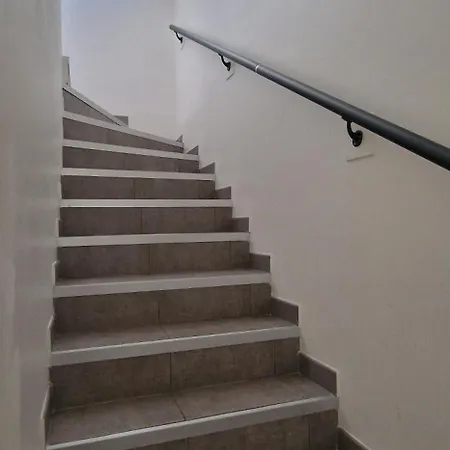 Nyaraló Maison Contemporaine Avec Piscine Proche *