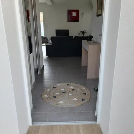 Nyaraló Maison Contemporaine Avec Piscine Proche Baillargues